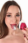 Alice Kiss nude porn photo - image number 8